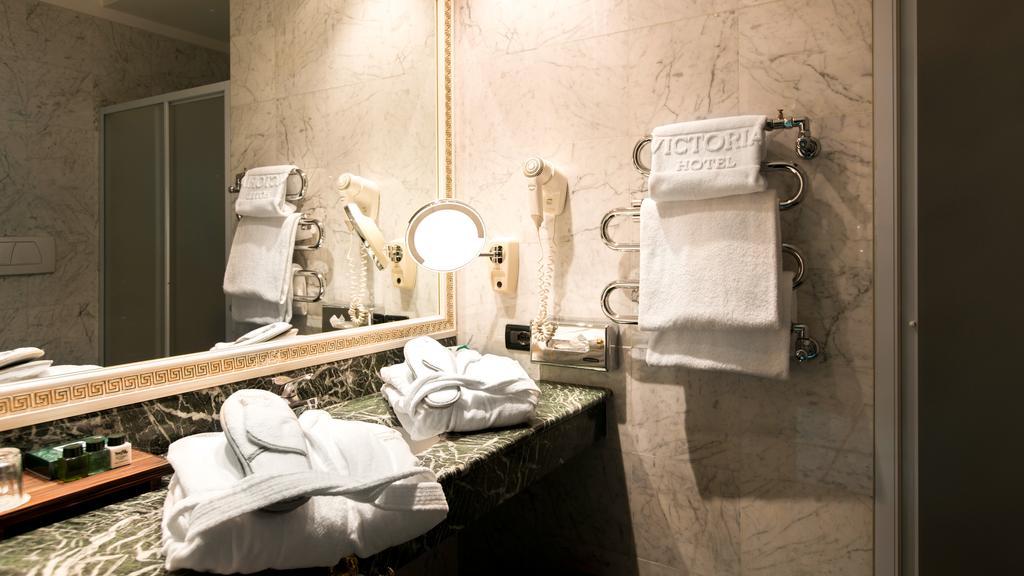 Victoria & Iside 4* Turin